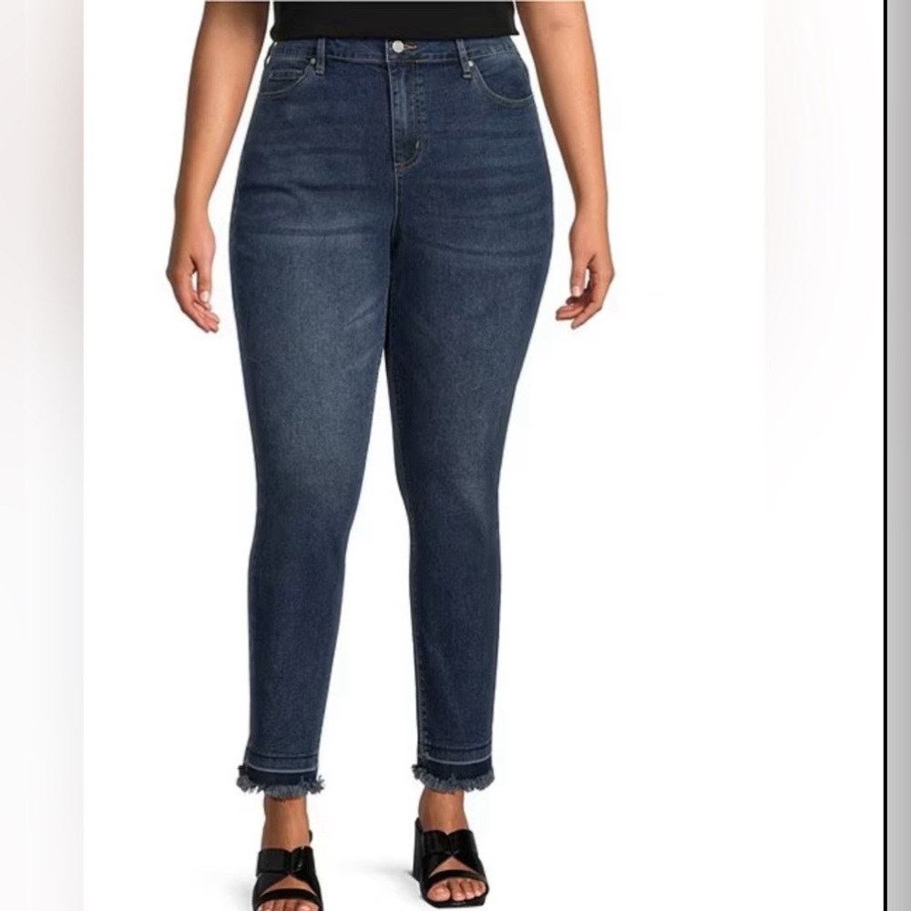 VINCE CAMUTO Skinny Ankle Jeans